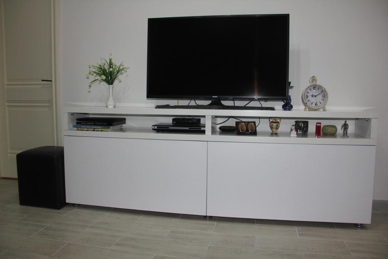 Batumi-Cozy Apartment Eksteriør billede