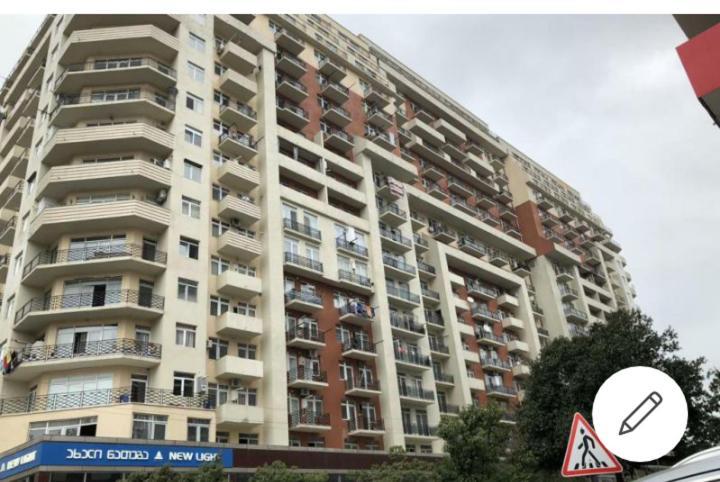 Batumi-Cozy Apartment Eksteriør billede