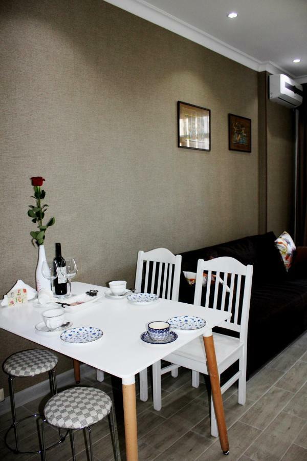 Batumi-Cozy Apartment Eksteriør billede