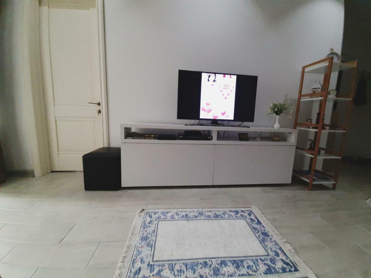 Batumi-Cozy Apartment Eksteriør billede